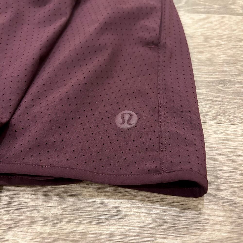 Lululemon Perforated Tennis Skirt Goodnight Plum Light Ivory Size 6 - Picture 16 of 16
